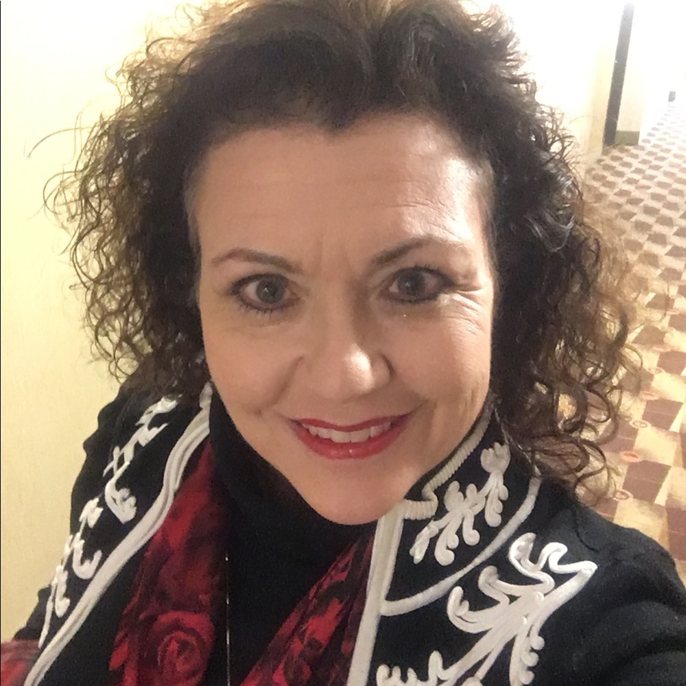 Meet your Posher, Anne